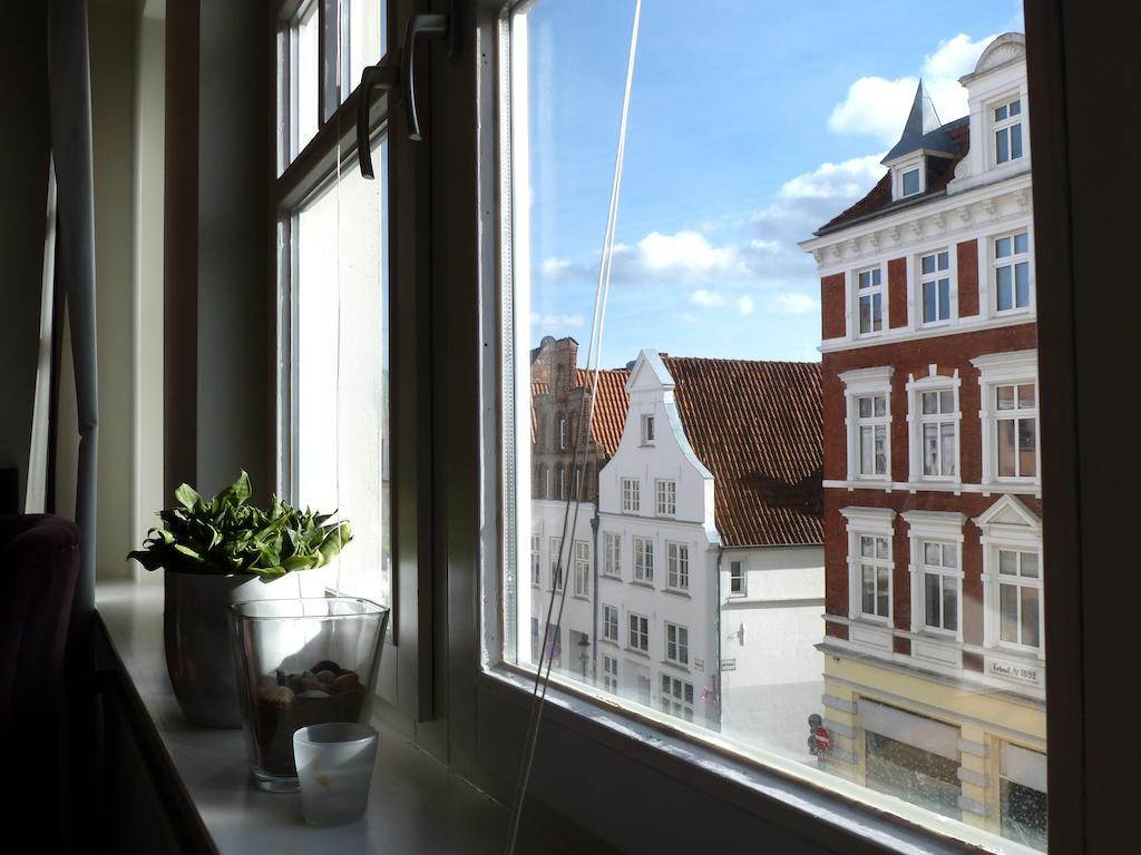 Likedeeler Am Stadthafen Lubeck Phòng bức ảnh