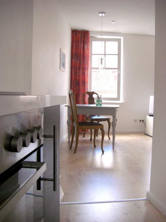 Likedeeler Am Stadthafen Lubeck Phòng bức ảnh
